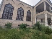 Satılır 8 otaqlı 388 m2 villa Sabirabad