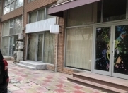 Satılır 4 otaqlı 170 m2 ofis Gənclik m.