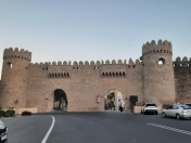 İcarəyə verilir 1 otaqlı 18 m2 ofis İçəri Şəhər