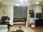 Satılır 1 otaqlı 33 m2 köhnə tikili İnşaatçılar m.