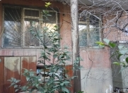 Satılır 2 otaqlı 45 m2 köhnə tikili 4 mkr