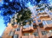 Satılır 5 otaqlı 196 m2 yeni tikili Yasamal parkı