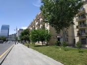 Satılır 3 otaqlı 65 m2 köhnə tikili İzmir parkı