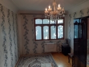 Satılır 2 otaqlı 44 m2 köhnə tikili 3 mkr