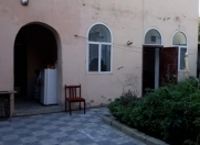 İcarəyə verilir 3 otaqlı 120 m2 həyət evi Heydər Məscidi