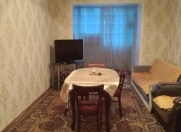 Satılır 2 otaqlı 50 m2 köhnə tikili Gənclik m.