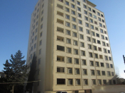 Satılır 1 otaqlı 77 m2 yeni tikili Memar Əcəmi m.