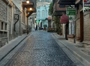 İcarəyə verilir 1 otaqlı 13 m2 ofis Qız Qalası