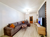 Satılır 2 otaqlı 60 m2 köhnə tikili Xalqlar Dostluğu m.