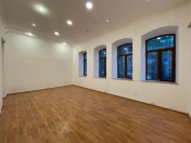 Satılır 3 otaqlı 350 m2 obyekt İçəri Şəhər m.