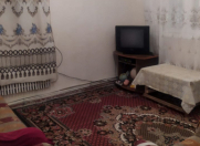 İcarəyə verilir 2 otaqlı 50 m2 köhnə tikili Y.Günəşli