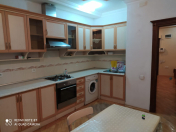 İcarəyə verilir 2 otaqlı 95 m2 yeni tikili Yasamal r.