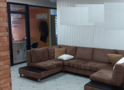 İcarəyə verilir 12 otaqlı 300 m2 ofis Elmlər Akademiyası m.