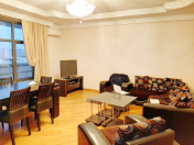 İcarəyə verilir 4 otaqlı 210 m2 yeni tikili Nizami m.