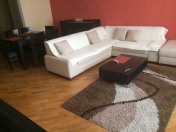 İcarəyə verilir 3 otaqlı 130 m2 yeni tikili Nizami m.