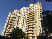 Satılır 1 otaqlı 46 m2 yeni tikili İnşaatçılar m.