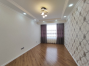 Satılır 2 otaqlı 90 m2 yeni tikili Qara Qarayev m.