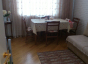 İcarəyə verilir 3 otaqlı 95 m2 köhnə tikili Yasamal r.