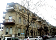 İcarəyə verilir 8 otaqlı 270 m2 ofis İçəri Şəhər m.