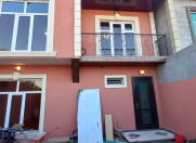 Satılır 4 otaqlı 154 m2 həyət evi Binə