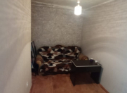 Satılır 1 otaqlı 15 m2 həyət evi Hüseyn Cavid parkı