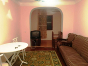 İcarəyə verilir 2 otaqlı 45 m2 köhnə tikili Elmlər Akademiyası m.