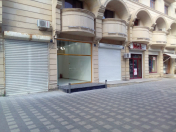 Satılır 1 otaqlı 18 m2 obyekt Fairmont otel