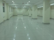 Satılır 2 otaqlı 650 m2 obyekt Xalqlar Dostluğu m.