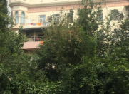 Satılır 3 otaqlı 90 m2 köhnə tikili Rəssamlıq Akademiyası