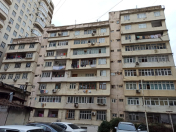 Satılır 4 otaqlı 101 m2 köhnə tikili Şərq Bazarı