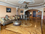 İcarəyə verilir 3 otaqlı 164 m2 yeni tikili Gənclik m.