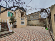 Satılır 8 otaqlı 160 m2 həyət evi Qaraçuxur