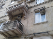 Satılır 1 otaqlı 40 m2 köhnə tikili 28 May m.