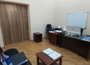 İcarəyə verilir 1 otaqlı 38 m2 ofis Neftçilər m.