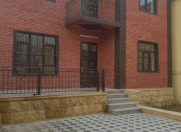 Satılır 6 otaqlı 200 m2 həyət evi Qaraçuxur