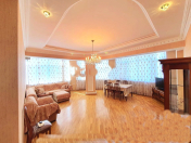 İcarəyə verilir 3 otaqlı 130 m2 yeni tikili Nizami m.