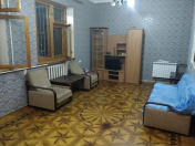 İcarəyə verilir 4 otaqlı 112 m2 həyət evi Nərimanov r.