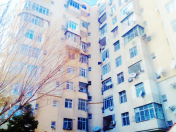 Satılır 6 otaqlı 220 m2 yeni tikili Memar Əcəmi m.