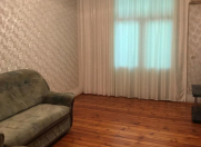 Satılır 2 otaqlı 56 m2 köhnə tikili Ulduz m.