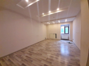 İcarəyə verilir 1 otaqlı 35 m2 ofis Nəriman Nərimanov m.