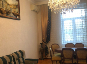 İcarəyə verilir 3 otaqlı 98 m2 köhnə tikili Ədliyyə Nazirliyi