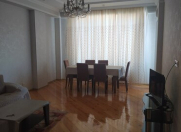 İcarəyə verilir 2 otaqlı 90 m2 yeni tikili 7 mkr