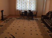 İcarəyə verilir 3 otaqlı 145 m2 yeni tikili Nəsimi r.