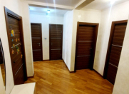 Satılır 3 otaqlı 80 m2 köhnə tikili Zərifə Əliyeva adına park