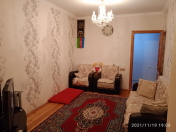 Satılır 4 otaqlı 100 m2 köhnə tikili Ukrayna dairəsi