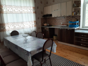 İcarəyə verilir 4 otaqlı 250 m2 villa Qəbələ