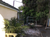 Satılır 2 otaqlı 120 m2 obyekt Qara Qarayev m.