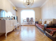 Satılır 3 otaqlı 75 m2 köhnə tikili Bakı Dövlət Universiteti