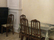 İcarəyə verilir 2 otaqlı 45 m2 köhnə tikili İçəri Şəhər m.