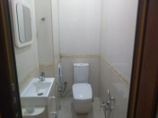 İcarəyə verilir 3 otaqlı 100 m2 yeni tikili Bakı